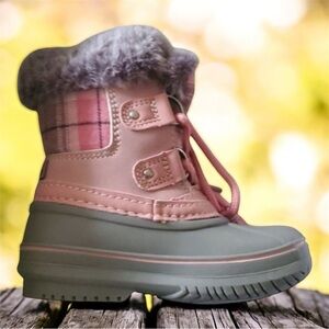 London Fog Boots shoes girls size 6M Lil Tottenham pink / grey boots water res…